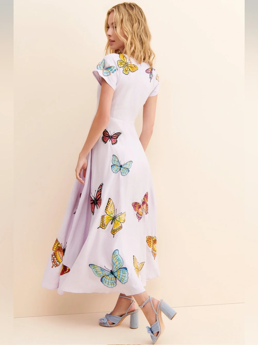 Fanm Mon Lavender Butterfly Embroidered
Papiyon Maxi Dress - Picture 12 of 16